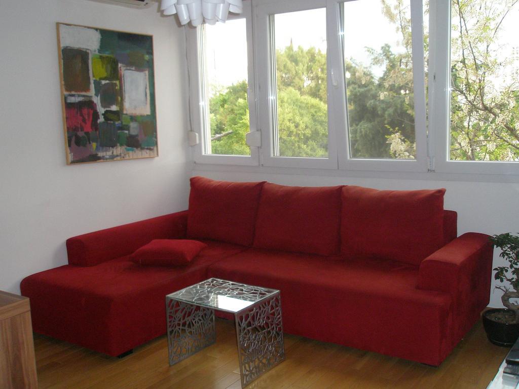 Apartment Peni Split Room photo