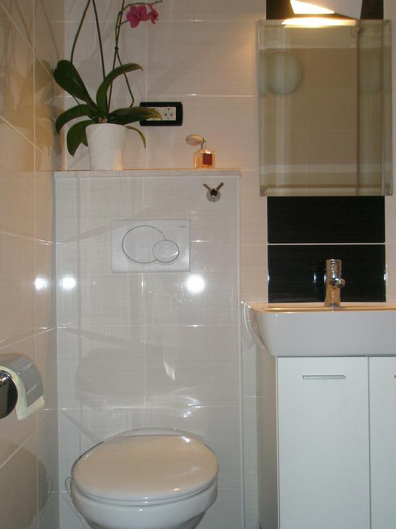 Apartment Peni Split Room photo